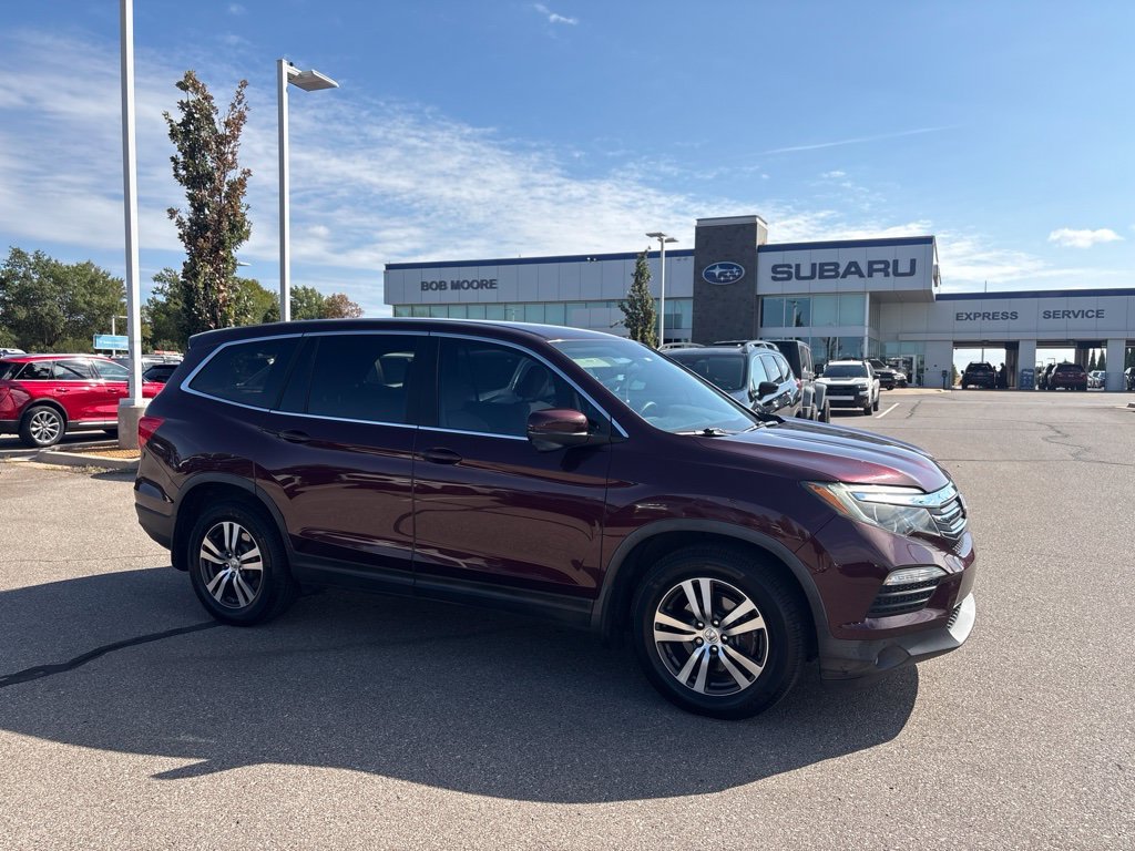 Used 2016 Red Honda EX image 1
