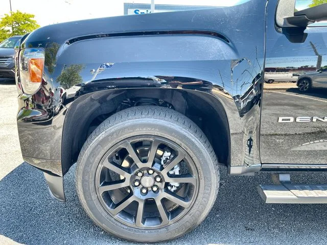 Used 2022 Black GMC Denali image 20