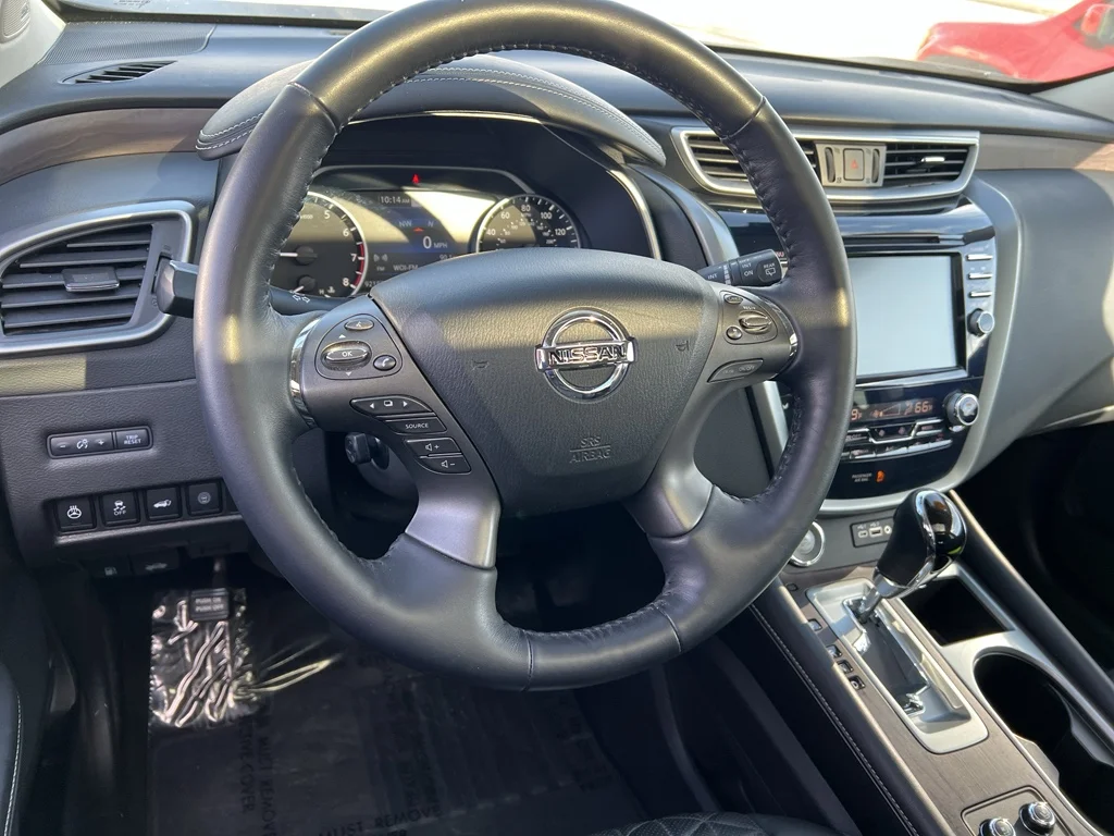 Used 2020 Super Black Metallic Nissan Platinum image 13