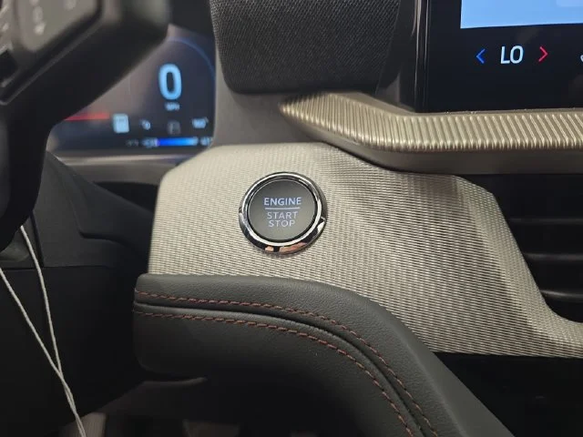 New 2027 Carbonized Gray Metallic Ford Active image 33