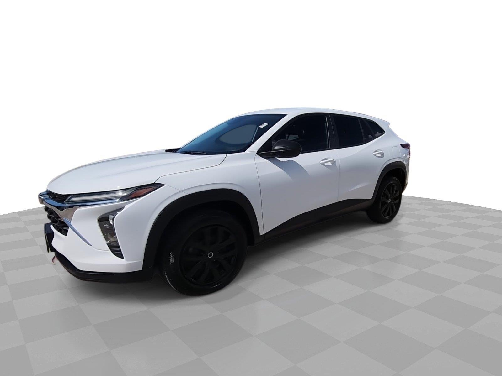 Used 2025 Summit White Chevrolet LS image 4