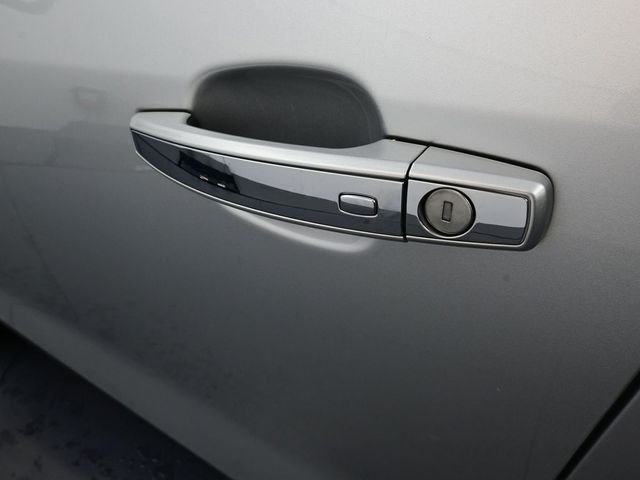 Used 2019 Silver Buick Preferred image 21