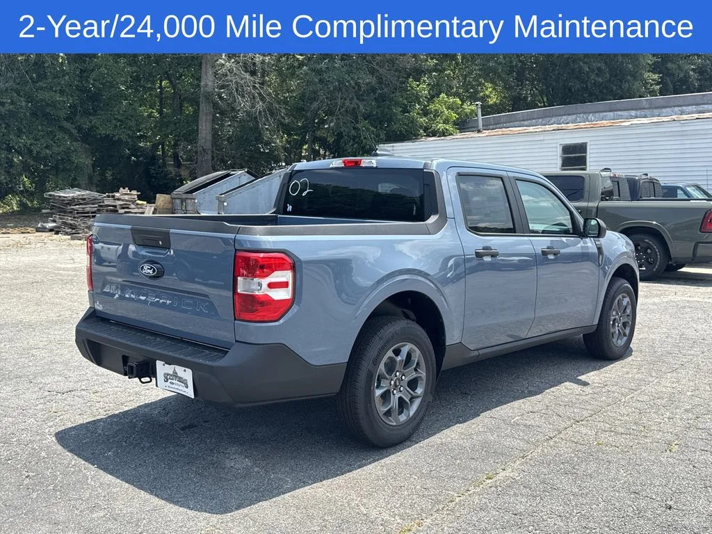 New 2026 Gray Ford XLT image 7