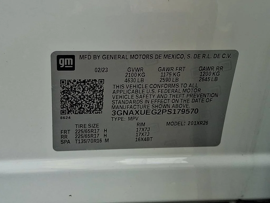 Used 2023 Summit White Chevrolet LT image 28