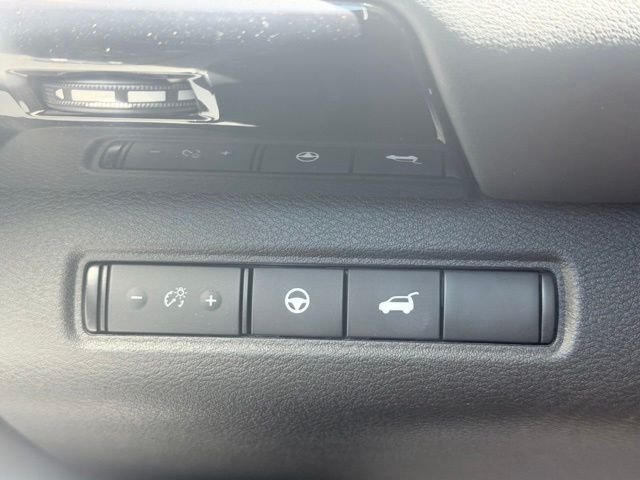 2024 Nissan Pathfinder SV - Photo 29