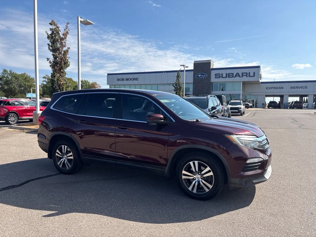 Used 2016 Red Honda EX image 1