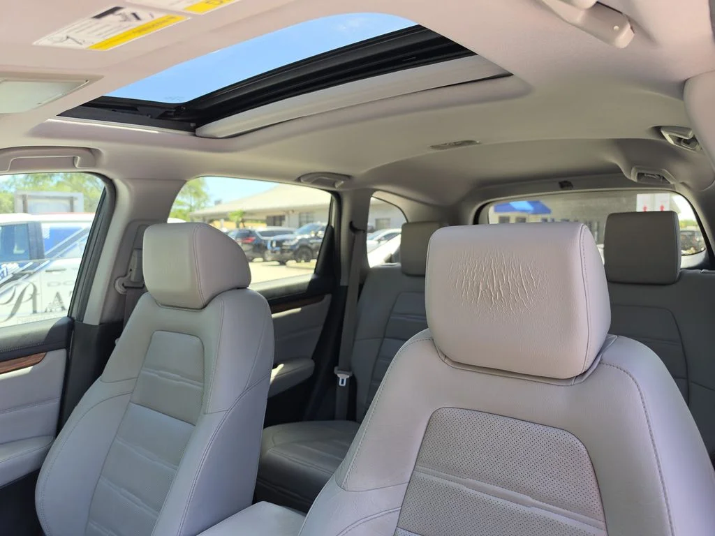 Certified Used 2017  Honda Touring image 21
