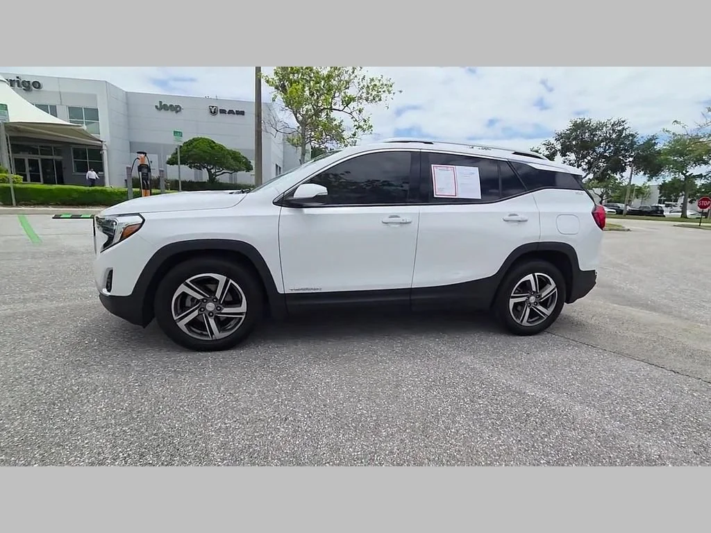 Used 2020 Summit White GMC SLT image 46
