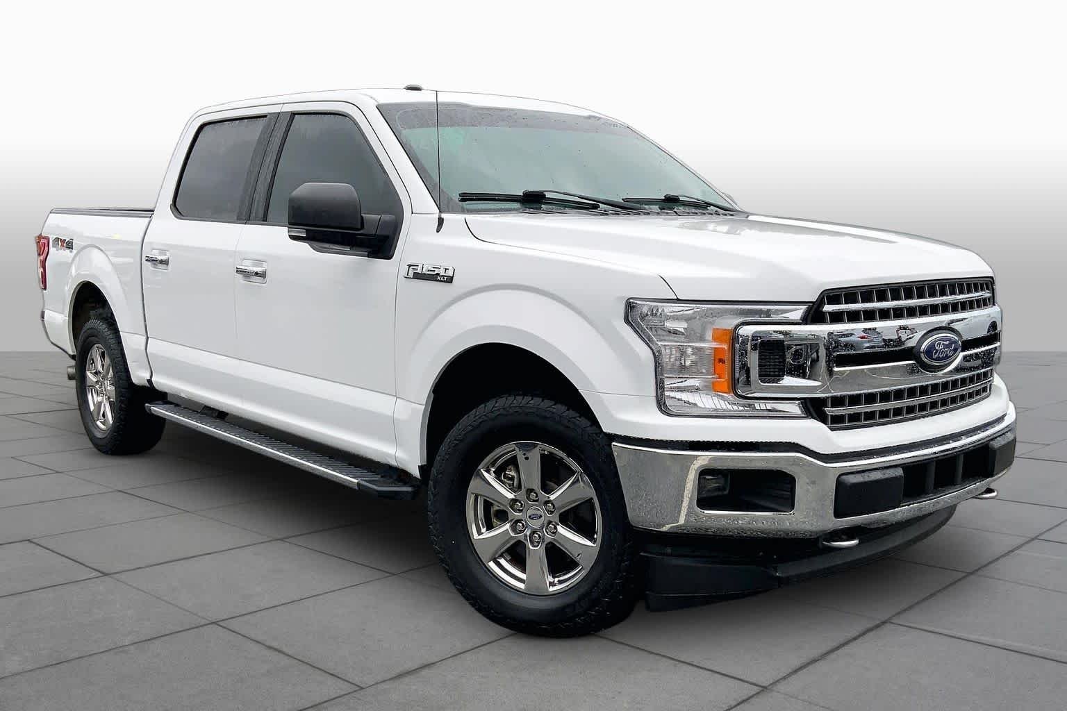 Used 2018 Oxford White Ford XLT image 3