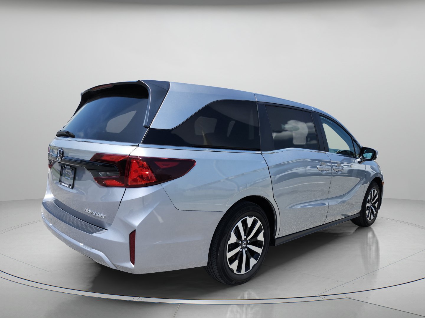 Used 2025 Silver Honda EX-L image 7