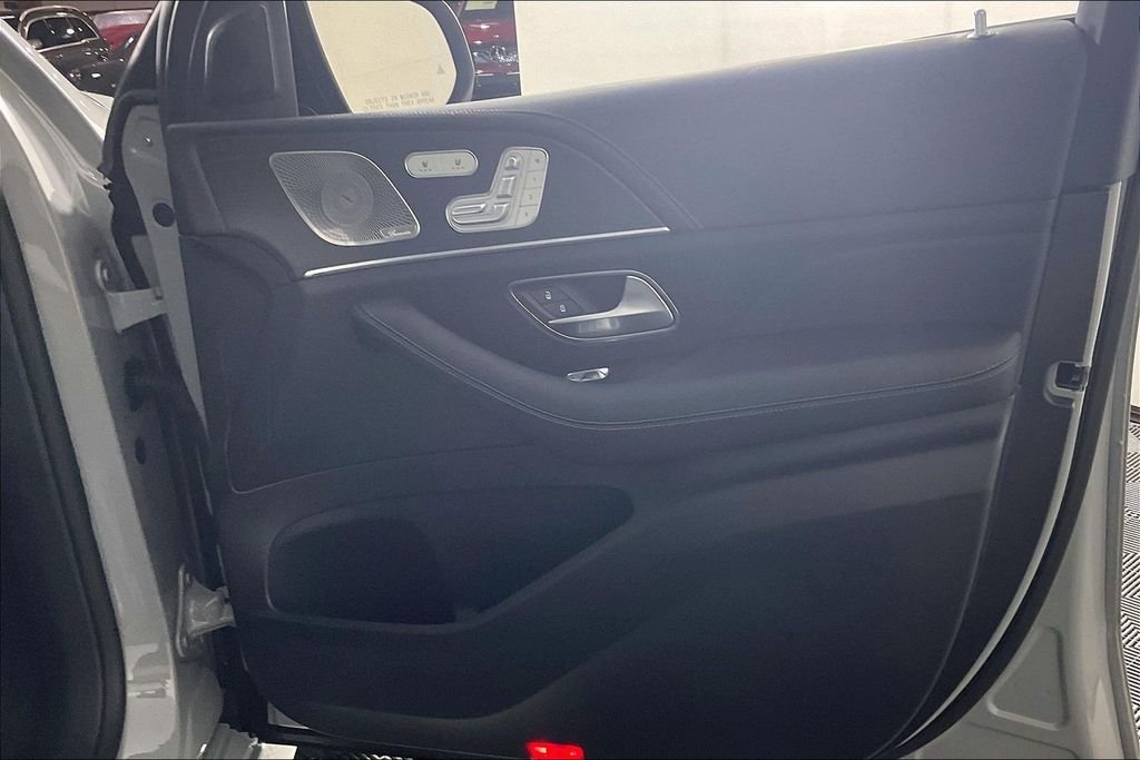 Used 2026  Mercedes-Benz GLE 450 image 16