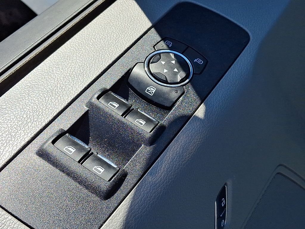 Used 2018 Silver Ford XLT image 14