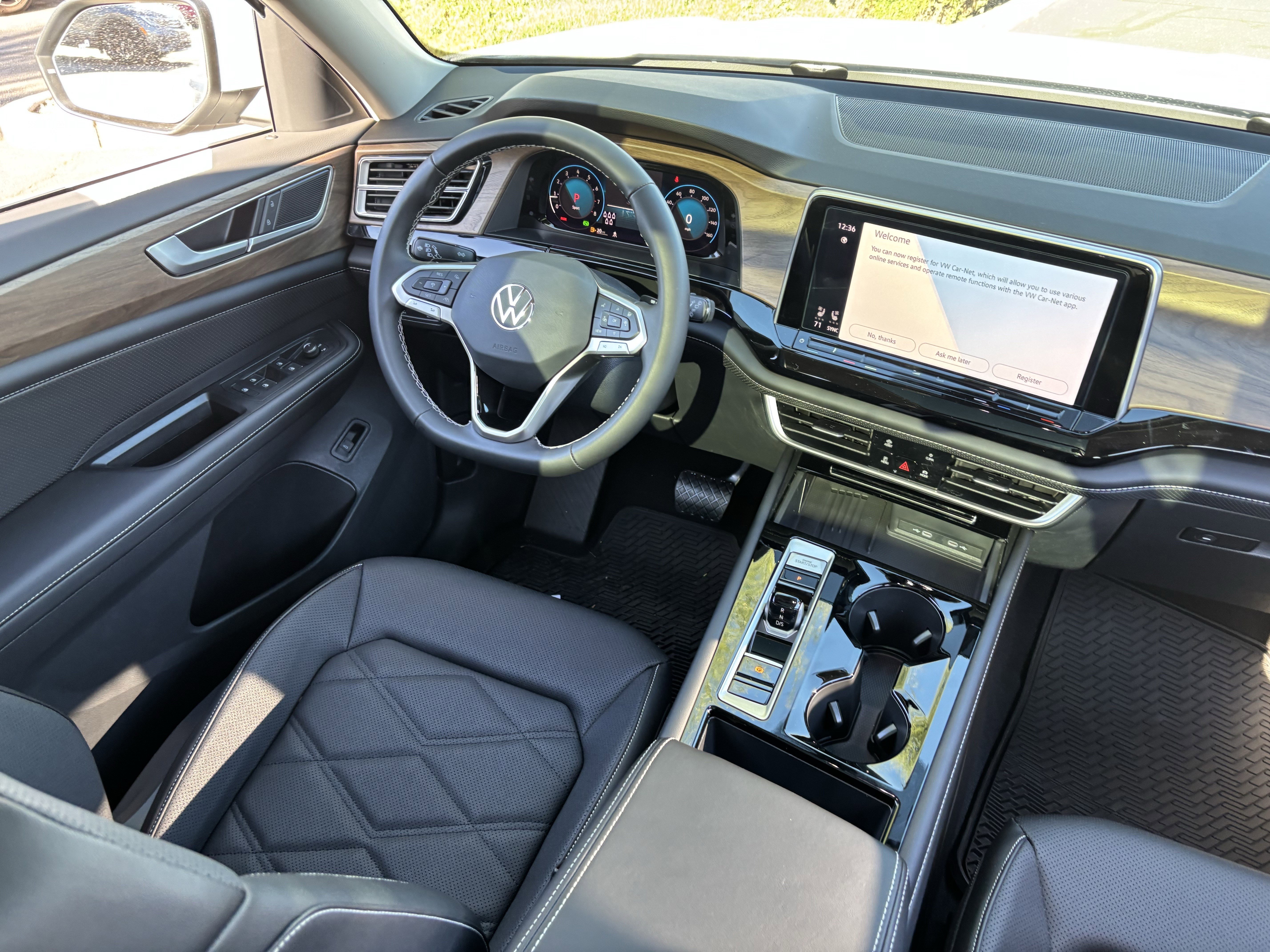 New 2026 Opal White Pearl Volkswagen 2.0T SE w/Technology image 10