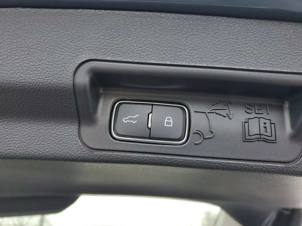 2026 Ford Explorer Active - Photo 28