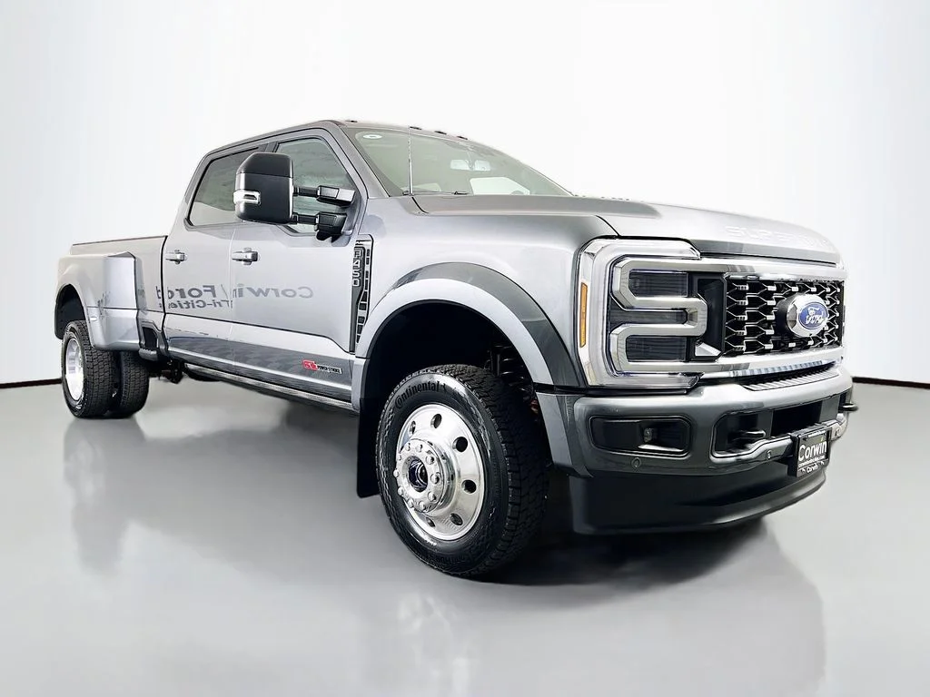 2026 Ford F-450 Platinum 4x4 Crew Cab 8' Box DRW's photo