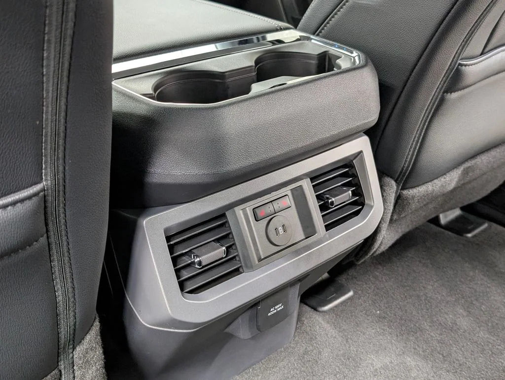 New 2026 Oxford White Ford F-250® Lariat® image 20