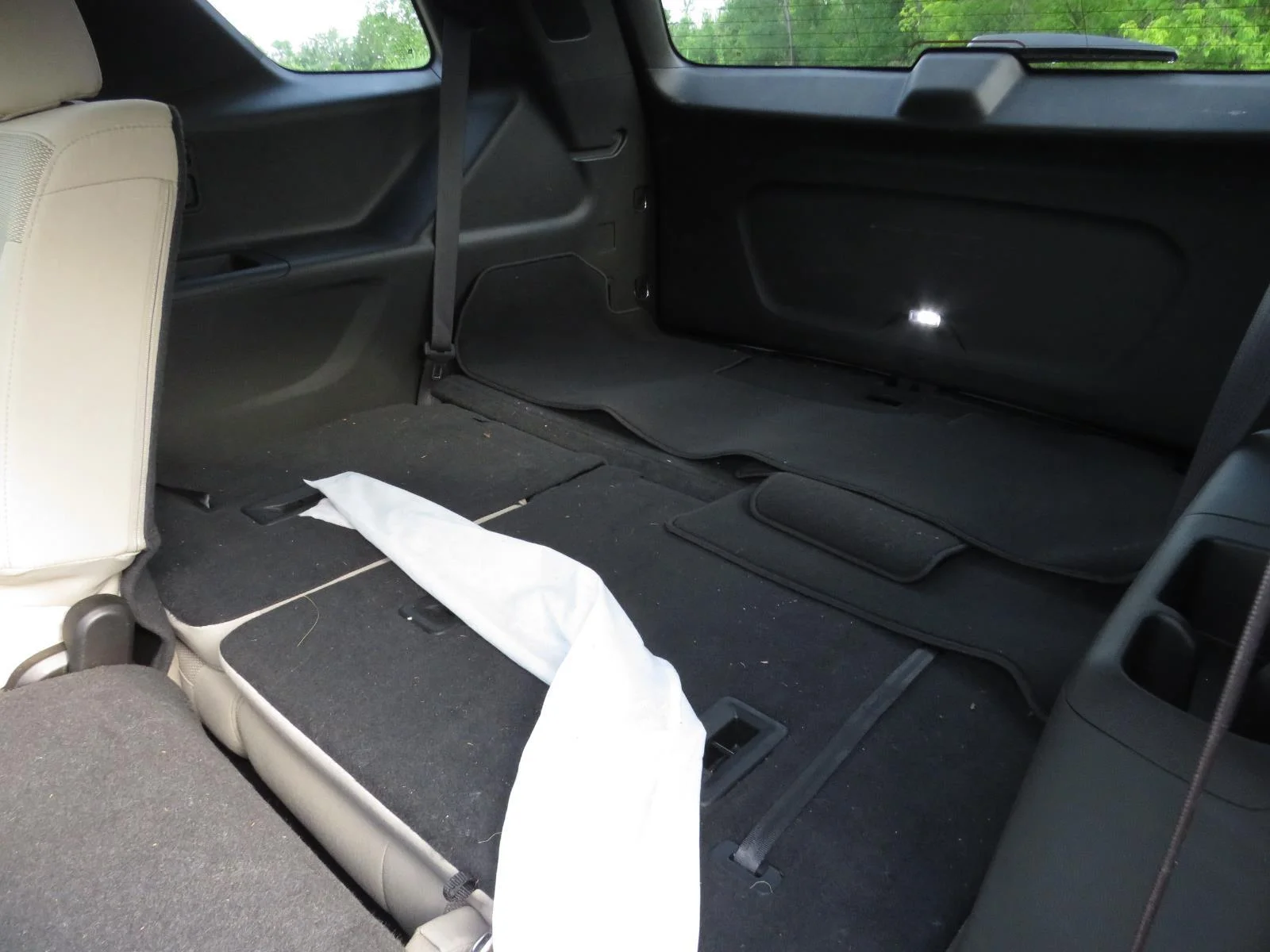 Used 2023 Summit White Chevrolet LS image 19