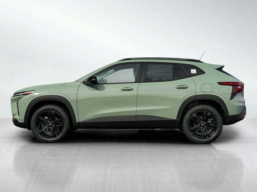 New 2026 Cacti Green Chevrolet ACTIV image 3