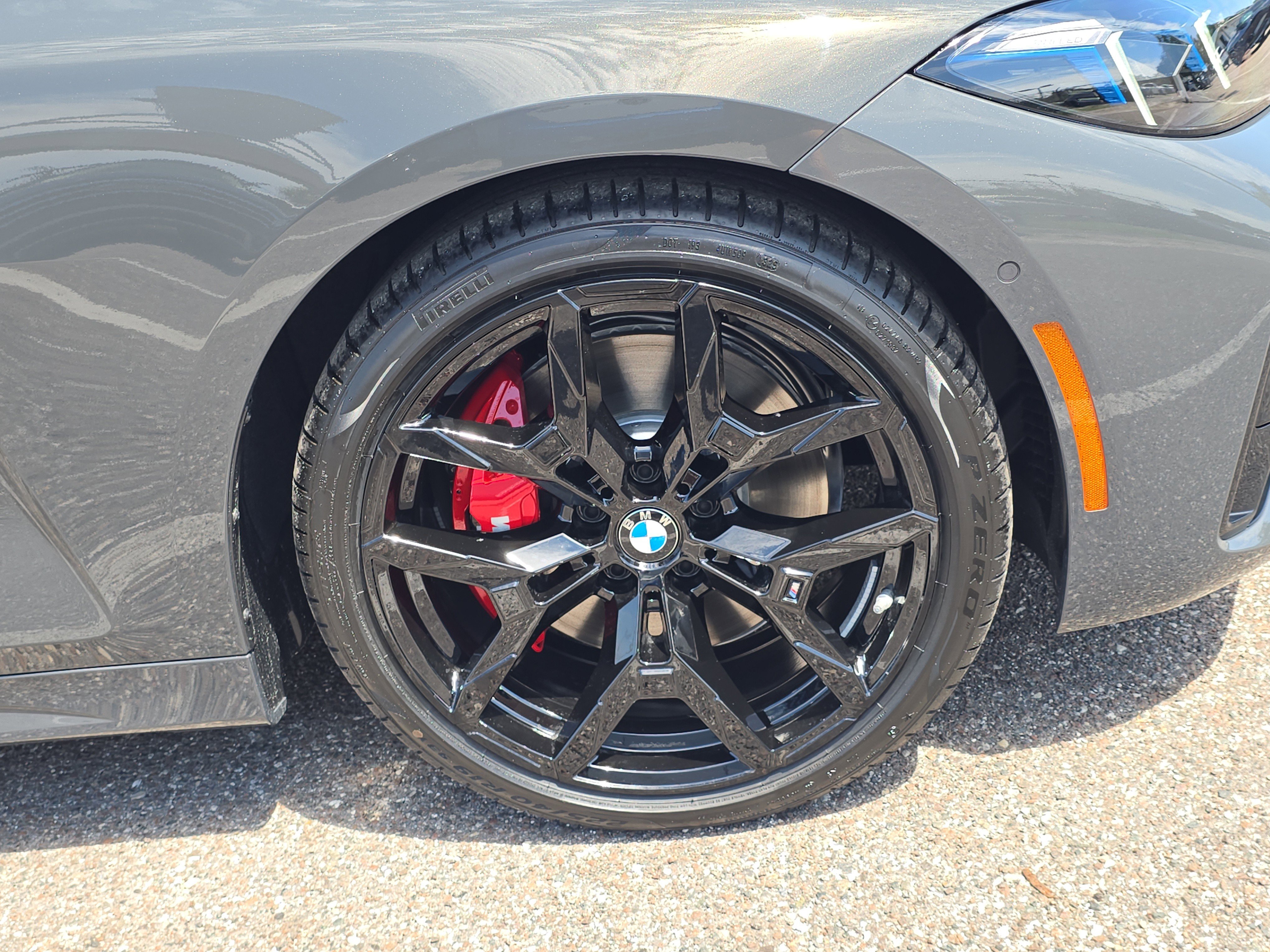 2026 BMW 4 Series M440i - Photo 32