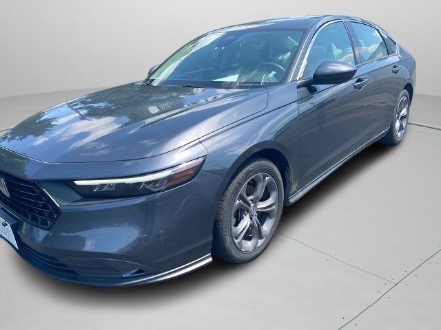 Used 2024 Meteorite Gray Metallic Honda EX image 2