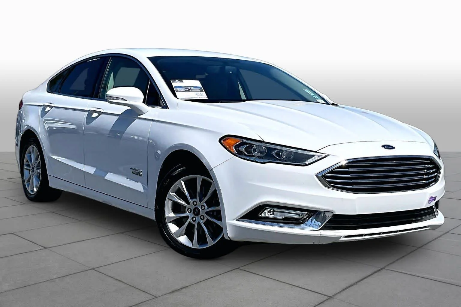Pre-Owned 2017 Ford Fusion Energi SE