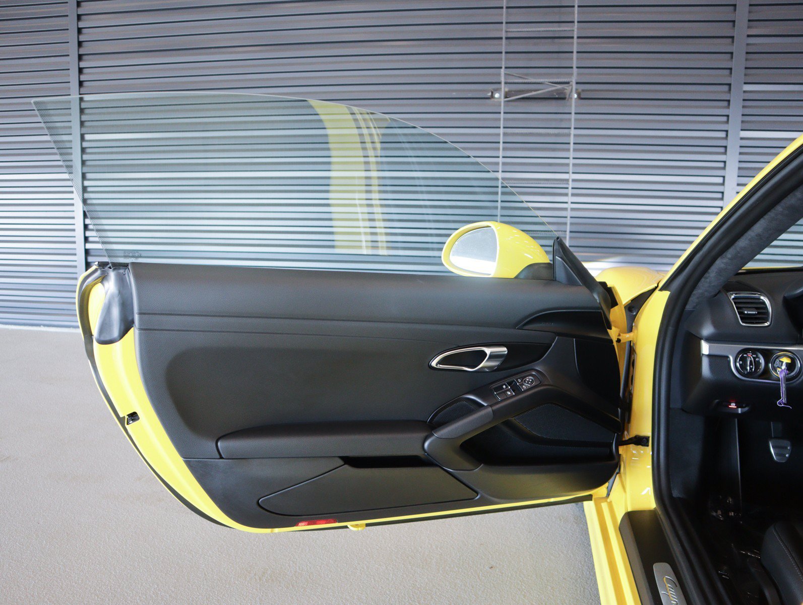 Certified Used 2016 Racing Yellow Porsche  image 23