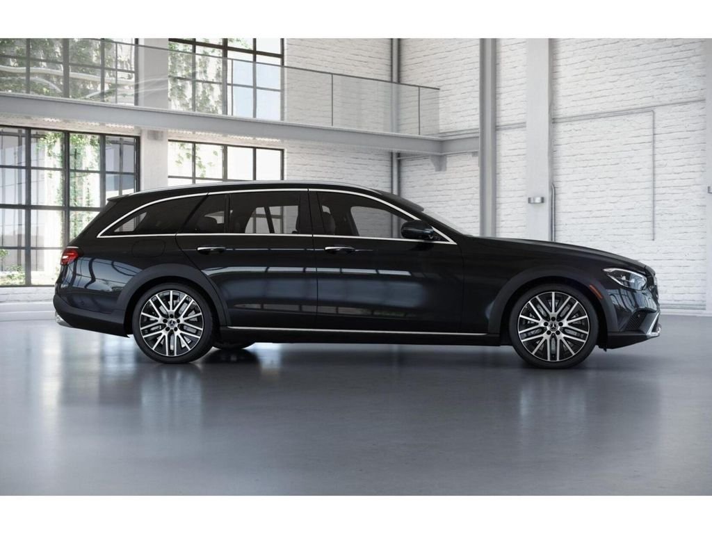 Certified Used 2022 Black Mercedes-Benz  image 16