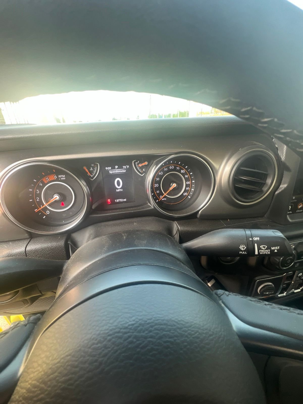 Used 2023 High Velocity Clearcoat Jeep Sport S image 8