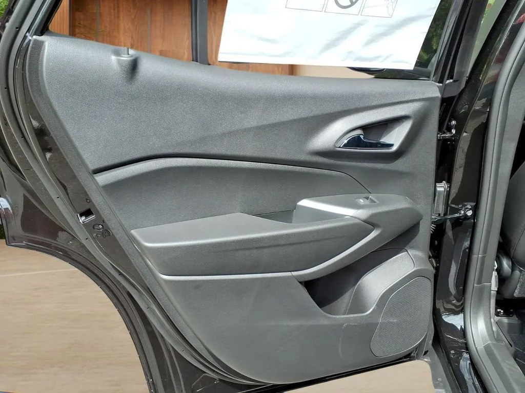 New 2026 Mosaic Black Metallic Chevrolet LT image 25