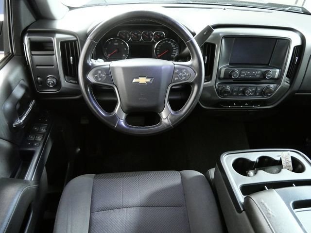 Used 2018 Gray Chevrolet LT image 2