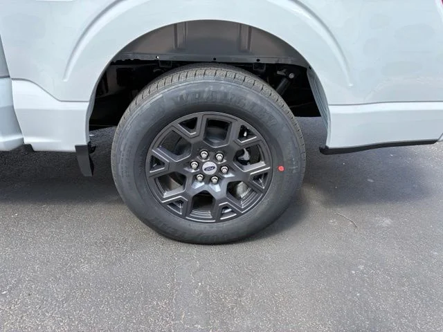 New 2026 Avalanche Ford STX image 17