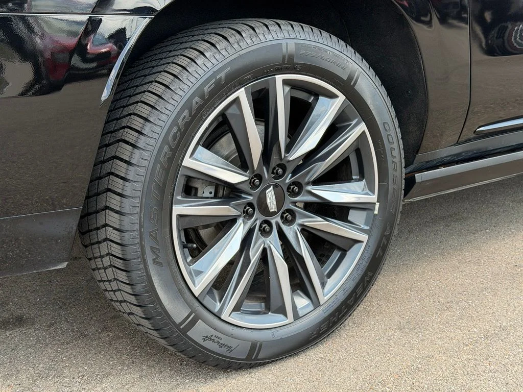Used 2021 Black Cadillac Sport Platinum image 28