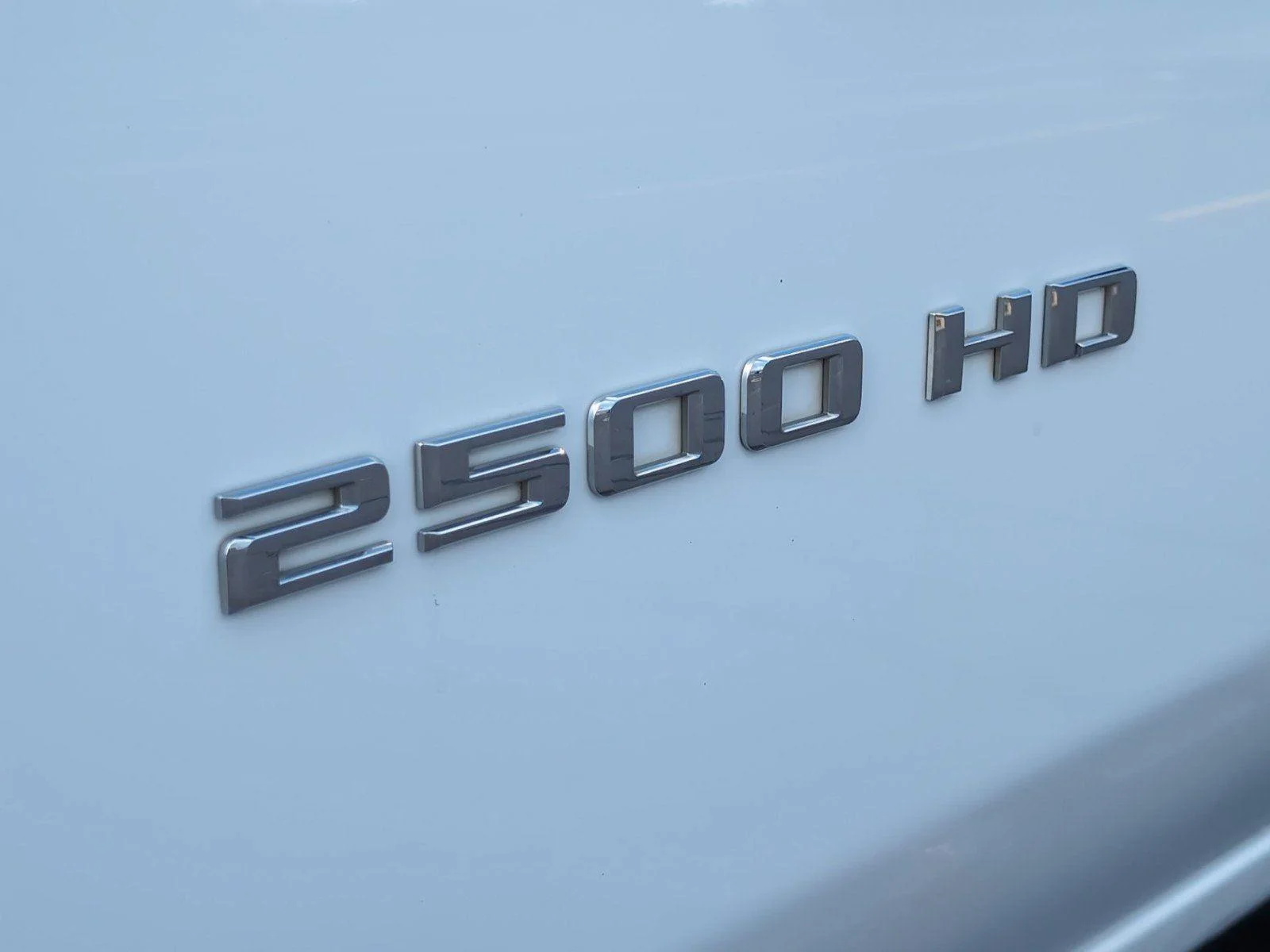 Used 2024 Summit White Chevrolet Custom image 11