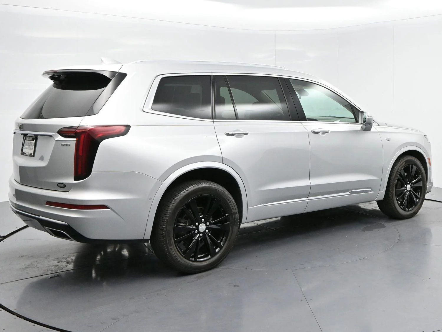 Used 2020 Radiant Silver Metallic Cadillac AWD Premium Luxury image 7