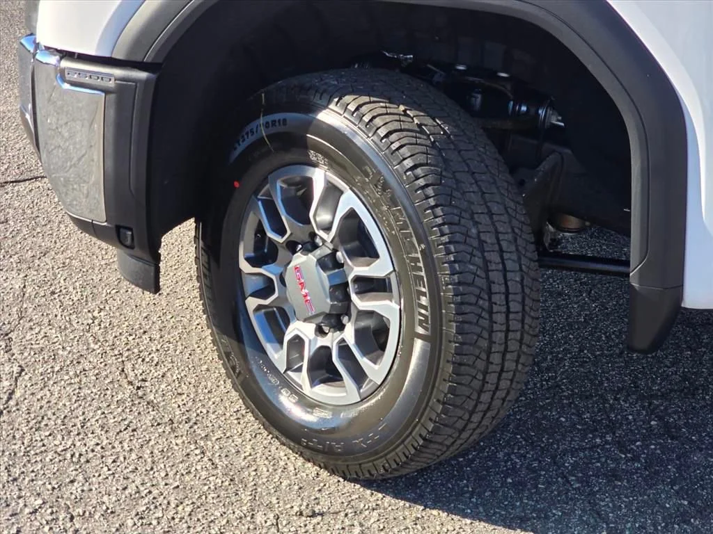 New 2026 Summit White GMC SLT image 22