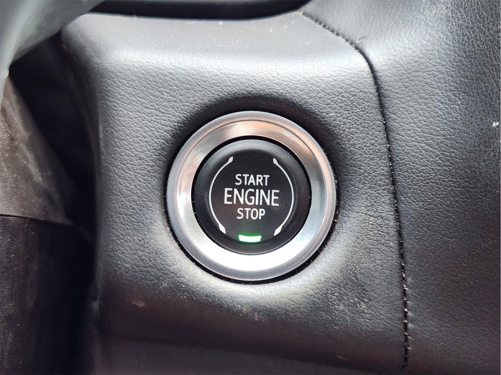Used 2021 Summit White Chevrolet LT image 20