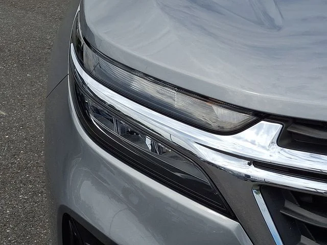 Used 2024 Gray Chevrolet LS image 10