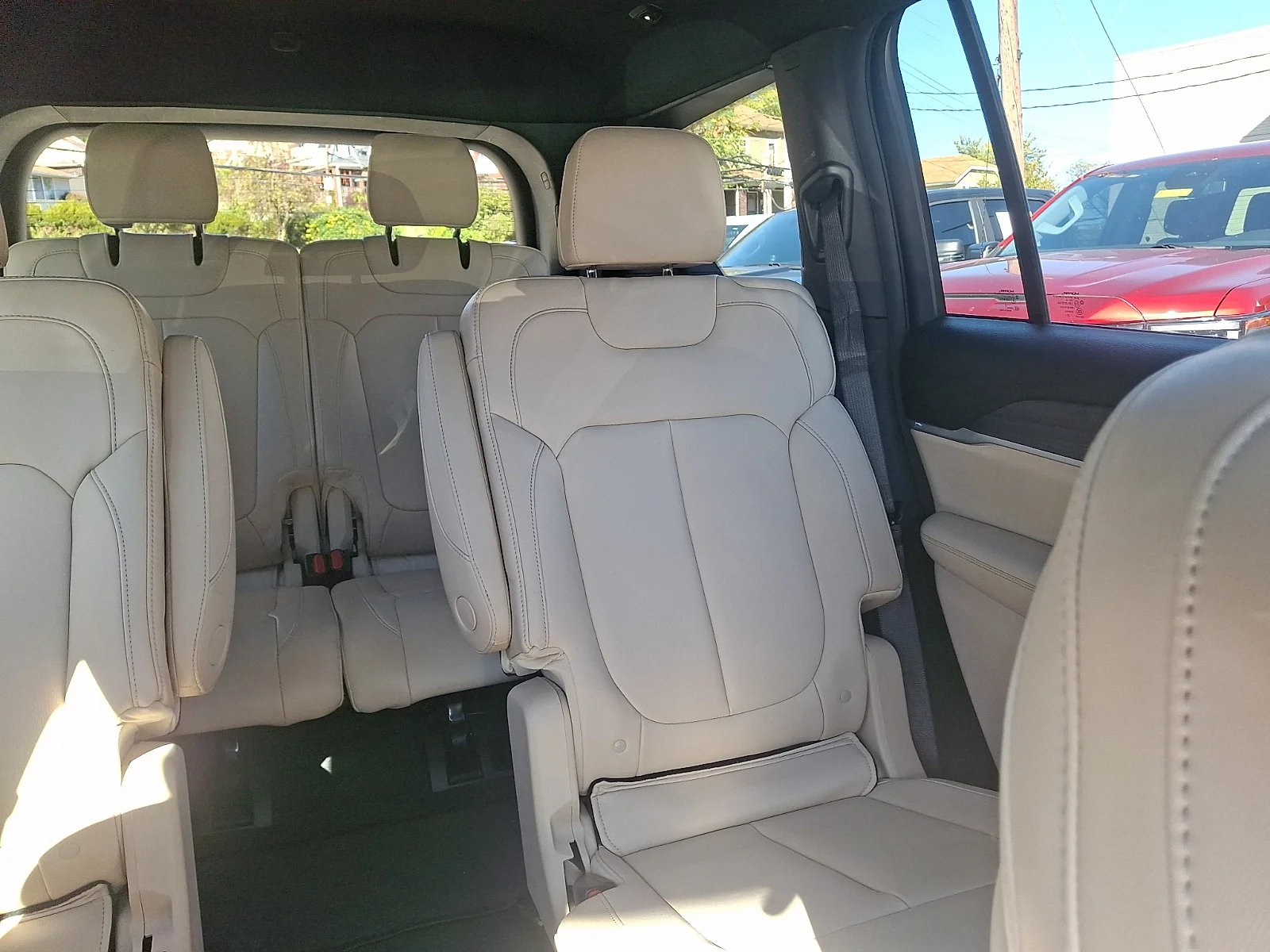 Used 2023 White Jeep Limited image 20