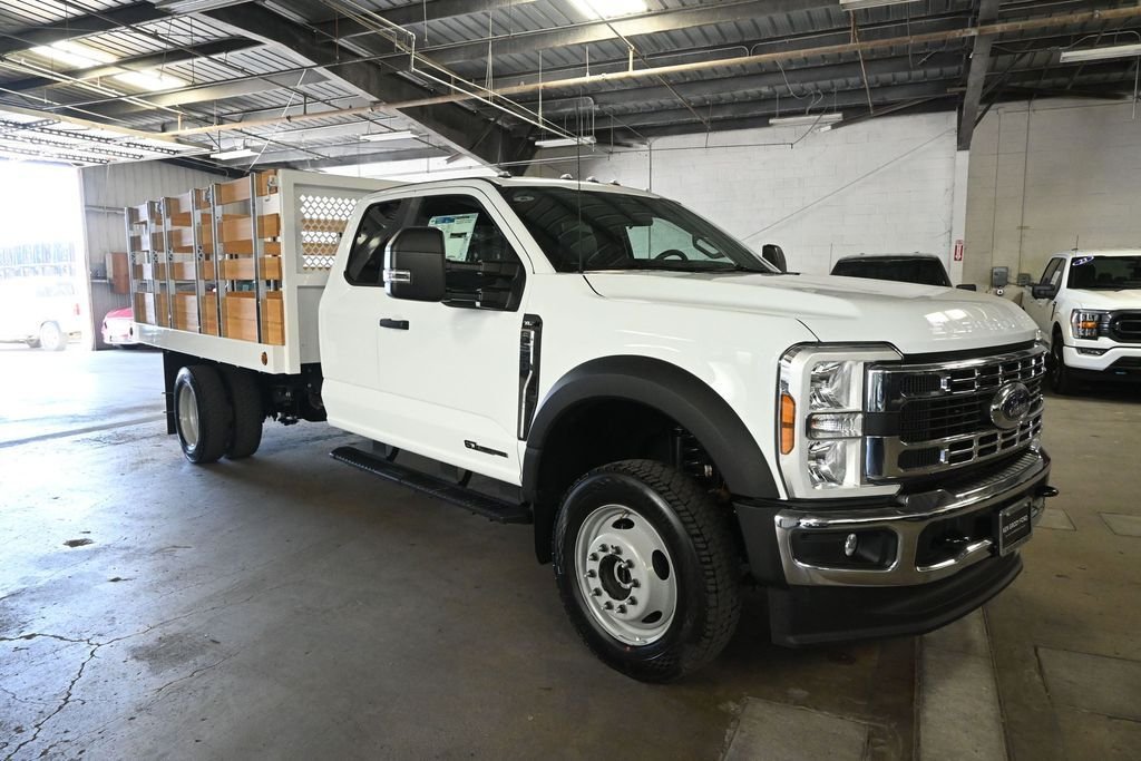 2026 Ford F-550 Super Duty Chassis Cab