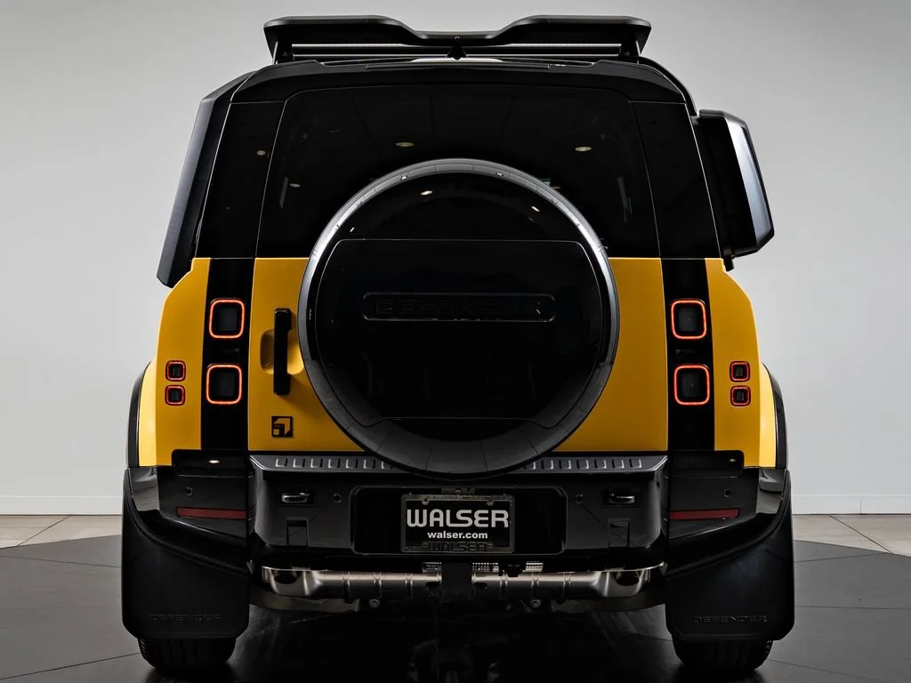 New 2026 Deep Sandglow Yellow Land Rover Trophy Edition Deep Sandglow image 7