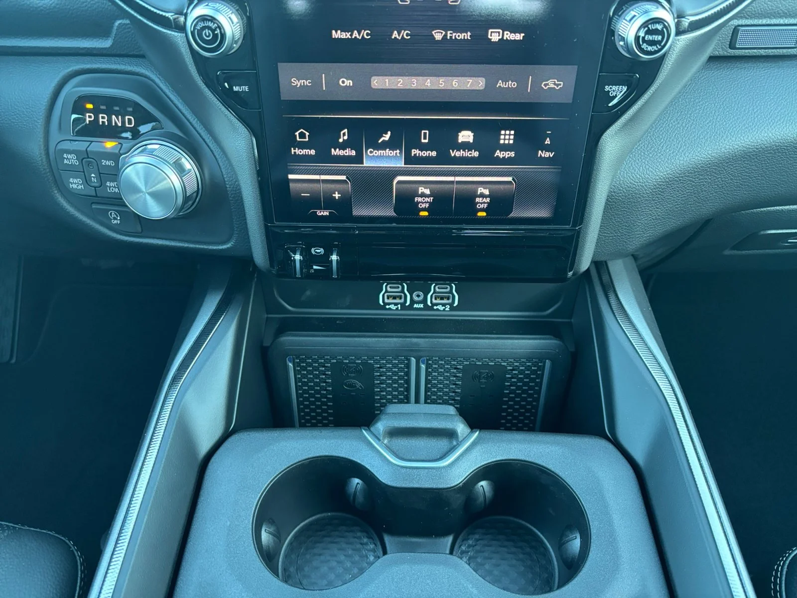 New 2027 Diamond Black Crystal Pearl Ram Sport image 15
