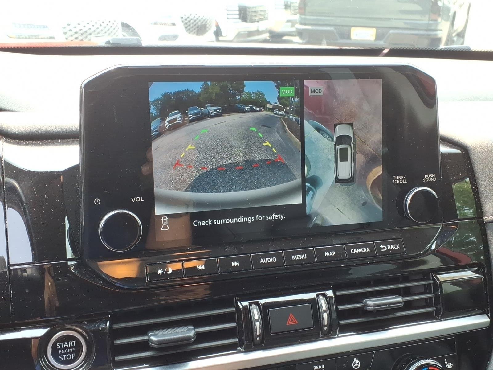 2024 Nissan Pathfinder SL - Photo 27