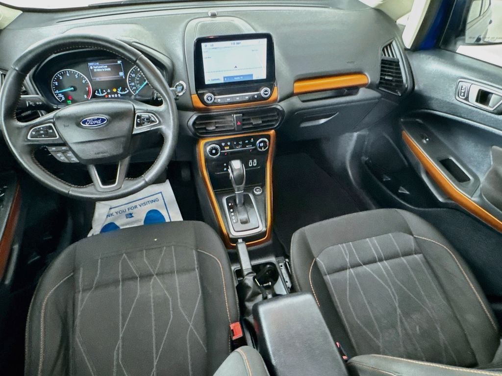 Used 2021 Lightning Blue Metallic Ford SE image 28