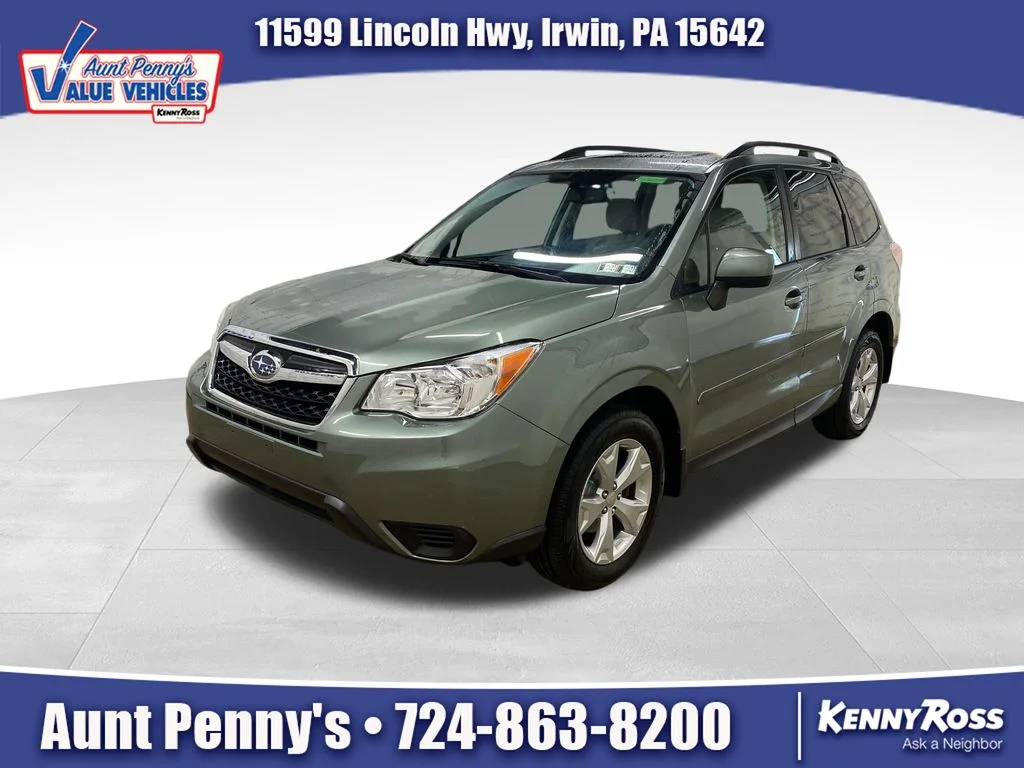 Used 2015 Green Subaru 2.5i Premium image 1