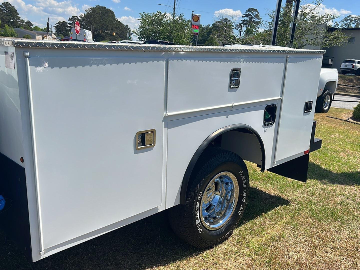 Used 2024 Bright White Clearcoat Ram SLT image 31