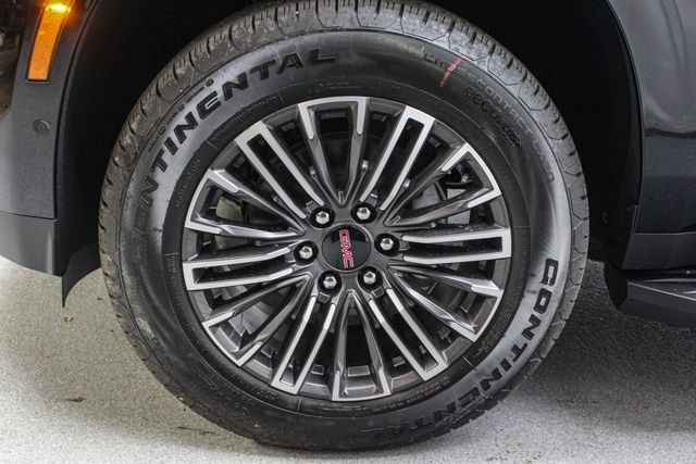 New 2026 Onyx Black GMC Elevation image 15