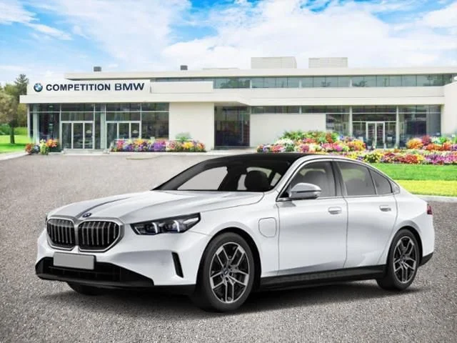 2026 BMW 5 Series 550e xDrive Sedan's photo