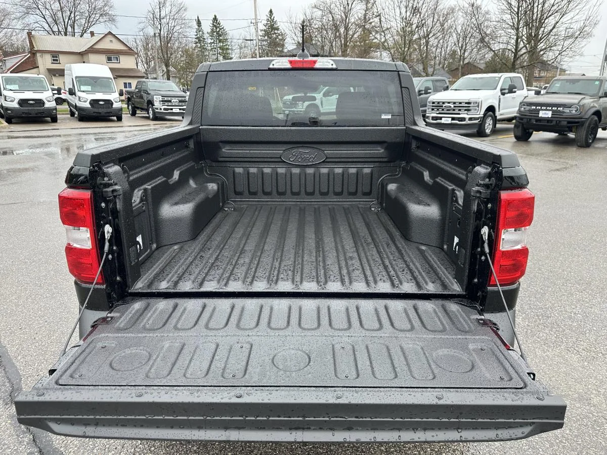New 2026 Black Ford XLT image 7