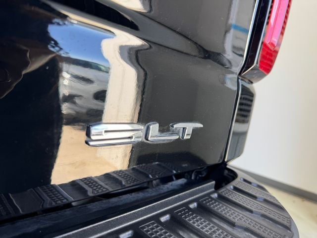 Used 2021 Onyx Black GMC SLT image 42