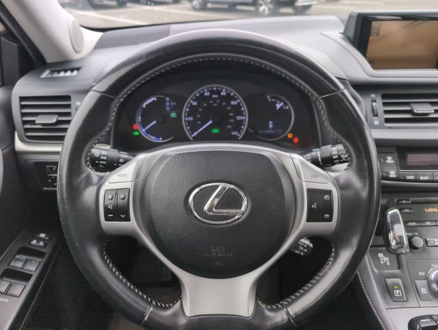 Used 2012 Nebula Gray Pearl Lexus 200h Premium image 20
